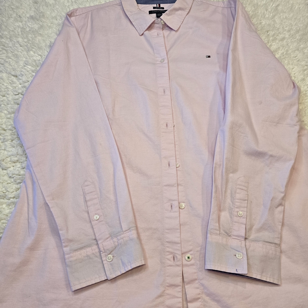 Tommy Hilfiger Light Pink Women's Button Down Shirt